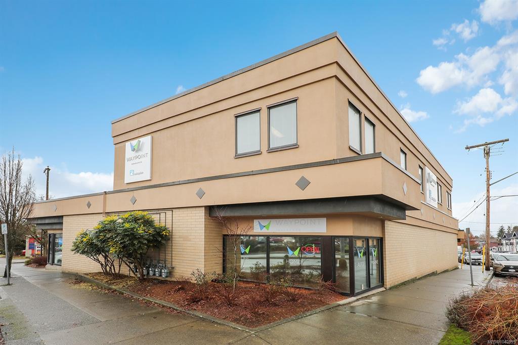 Second View of 364 8th St, Courtenay, BC, V9N 1N3