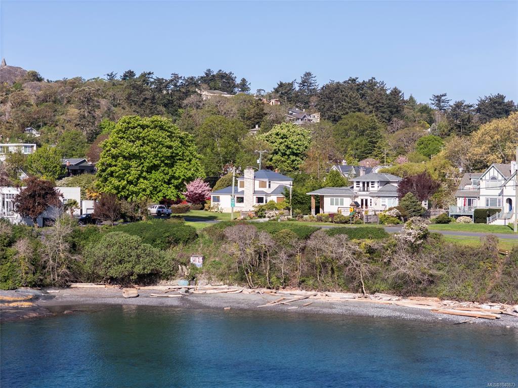 218 Beach Dr, 1040873, BC,