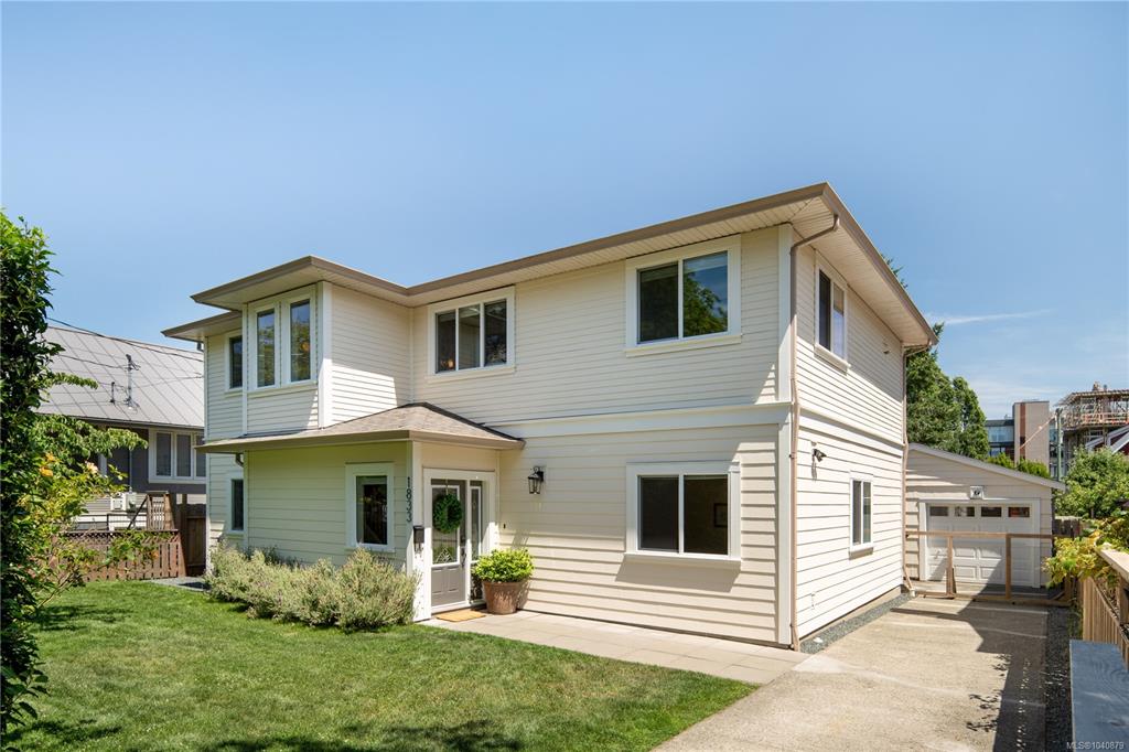 1833 Chestnut St, 1040879, BC,