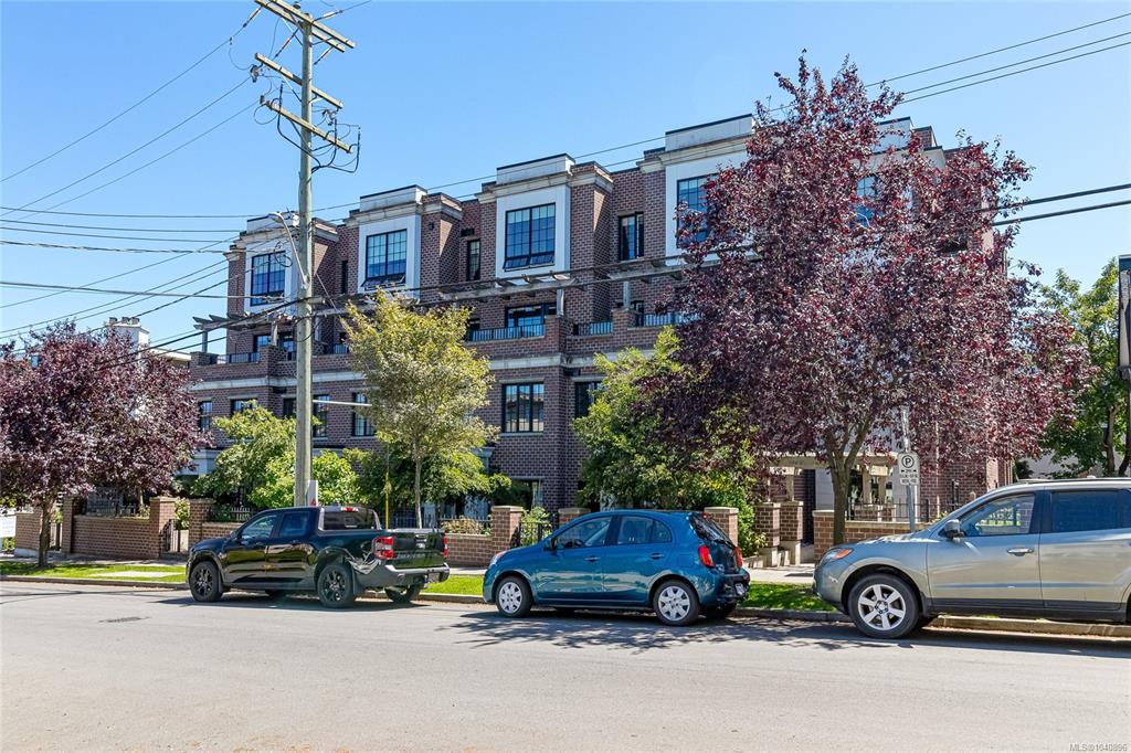 Fourth View of 1011 Burdett Ave, Victoria, BC, V8V 3G9