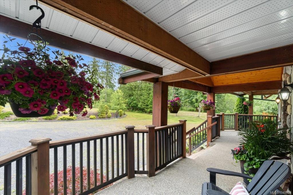 Fifth View of 8204 Wellham Rd, Port Alberni, BC, V9Y 8N1
