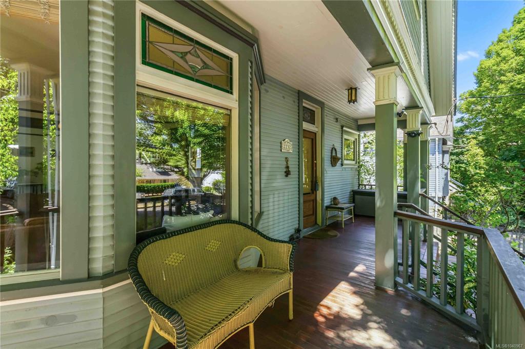 Fourth View of 2232 Belmont Ave, Victoria, BC, V8R 3E8