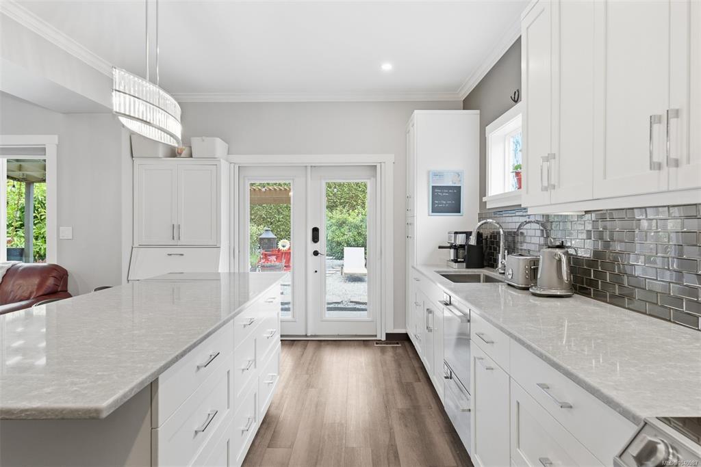 Fifth View of 2997 Alouette Dr, Langford, BC, V9B 0M6