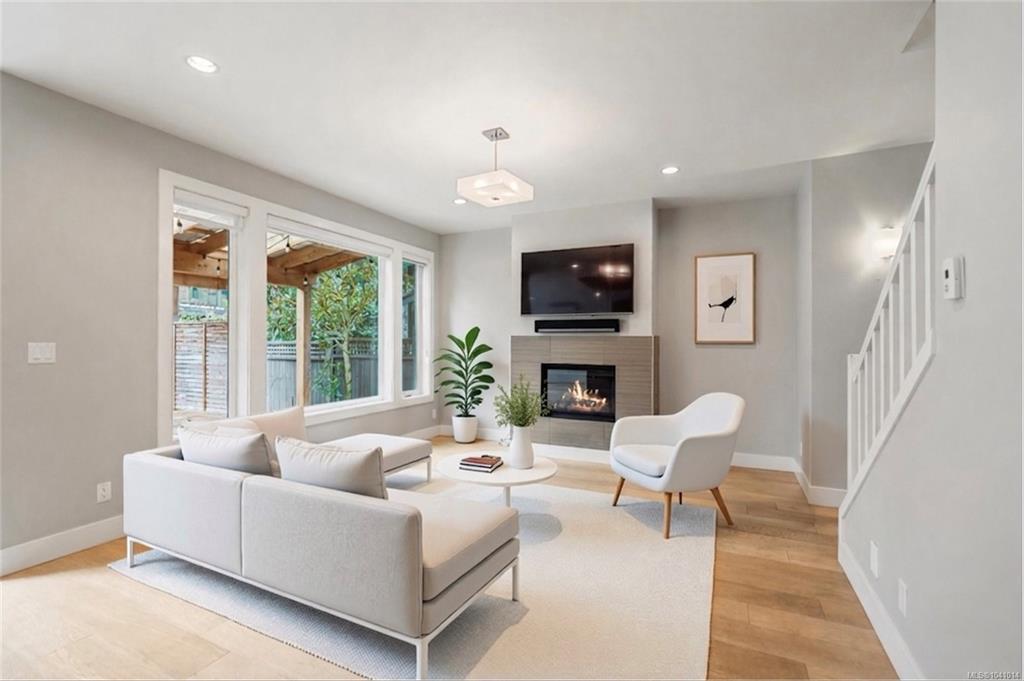 Fifth View of 433 Regency Pl, Colwood, BC, V9C 0H9