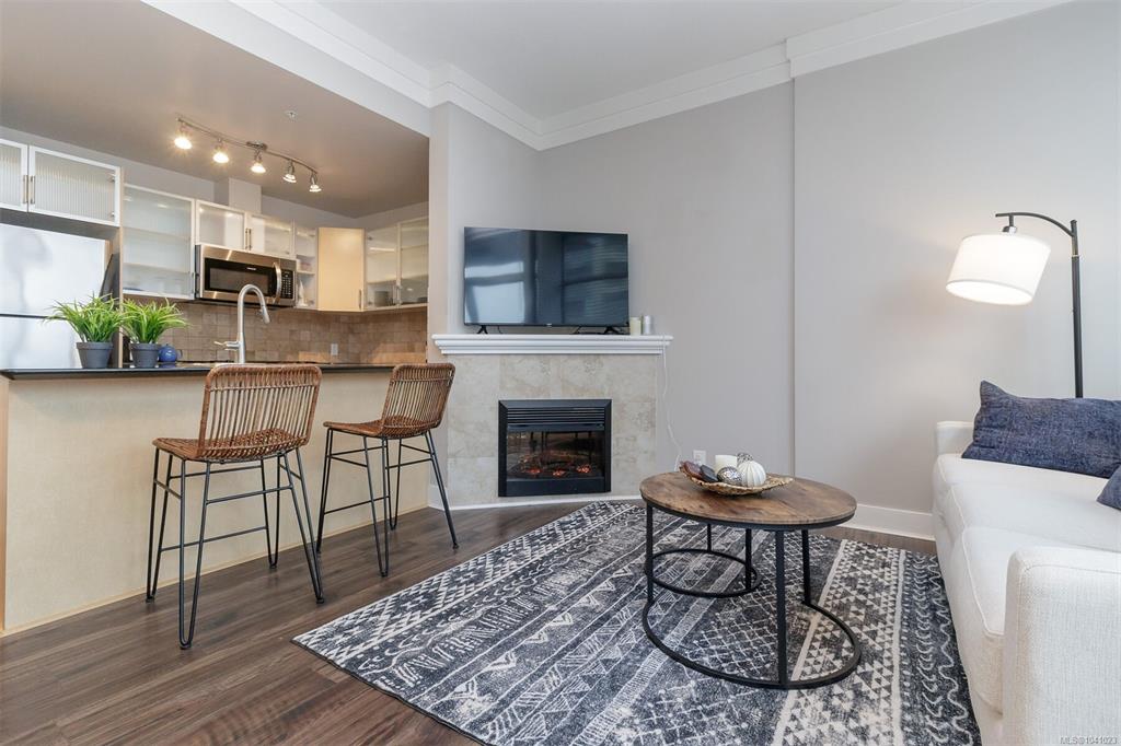 Fourth View of 845 Yates St, Victoria, BC, V8W 4A3