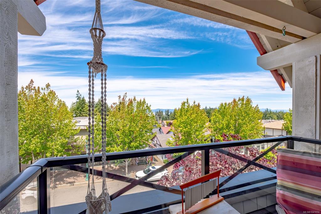 Fourth View of 222 Second Ave W, VILLA ROSE, Qualicum Beach, BC, V9K 0A4