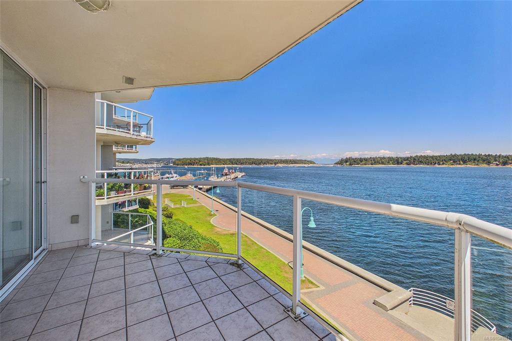 Second View of 150 Promenade Dr, CAMERON ISLAND, Nanaimo, BC, V9R 6M6