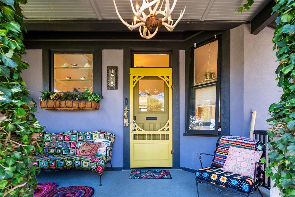 Fifth View of 1415 Gladstone Ave, Victoria, BC, V8R 1S2