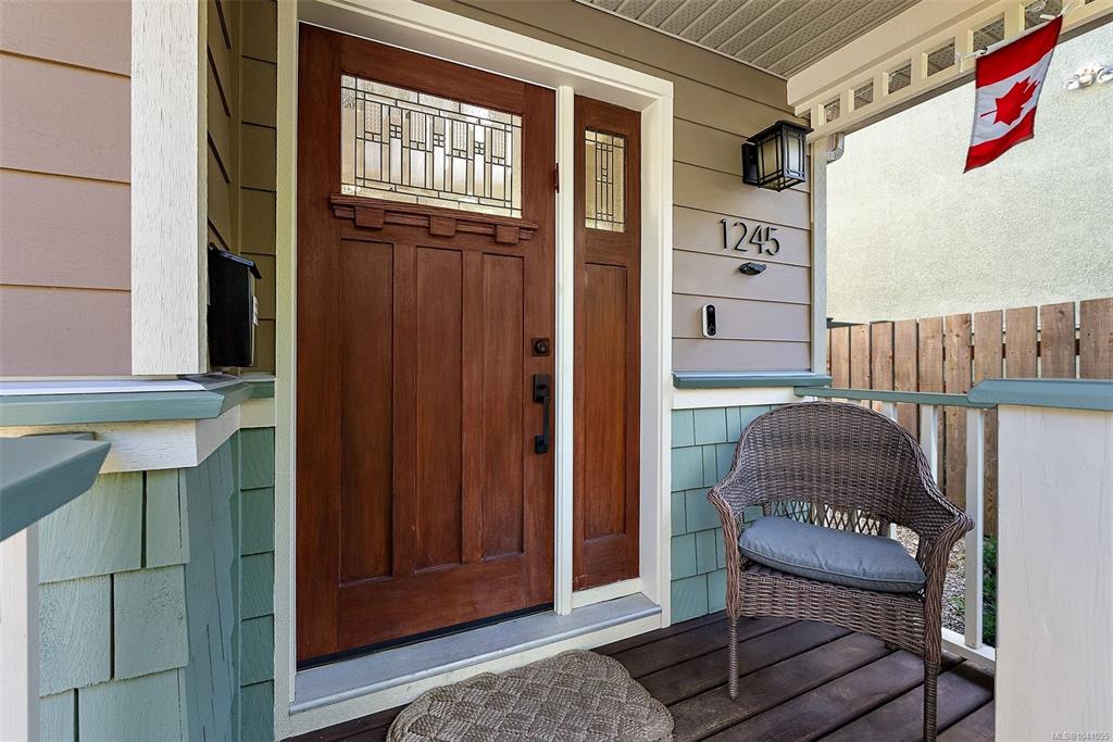 Third View of 1245 Rudlin St, Victoria, BC, V8V 3R8