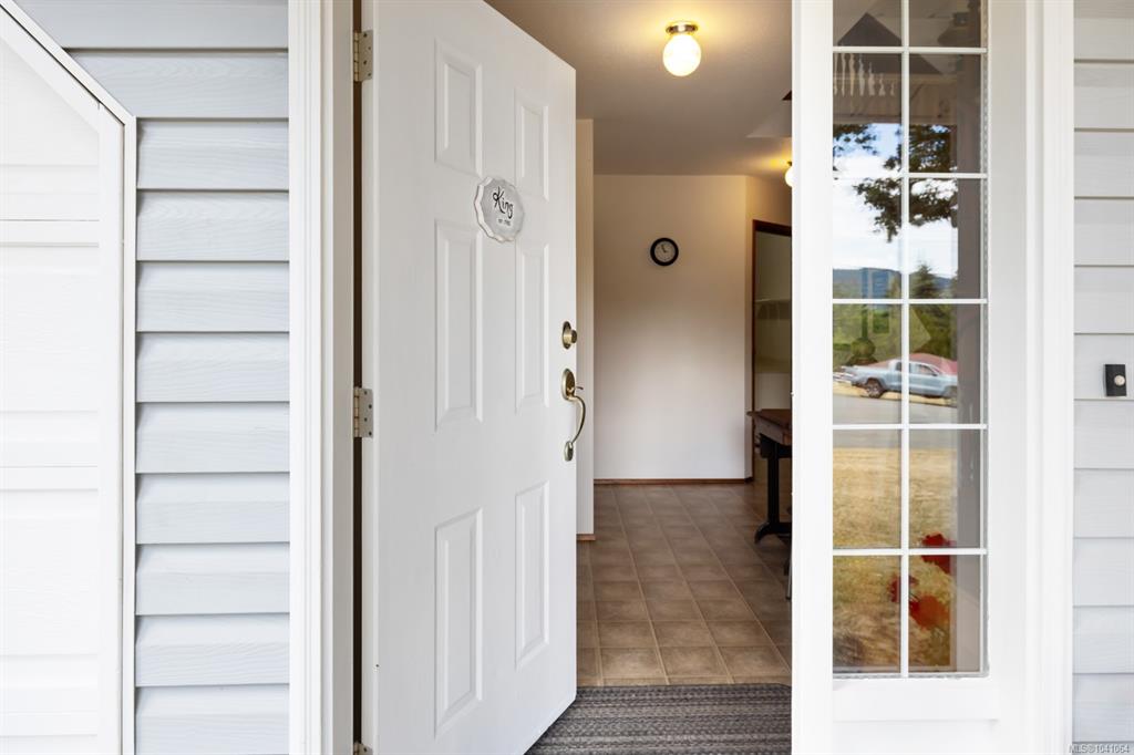 Fifth View of 1348 Oakwood Pl, Duncan, BC, V9L 5R3