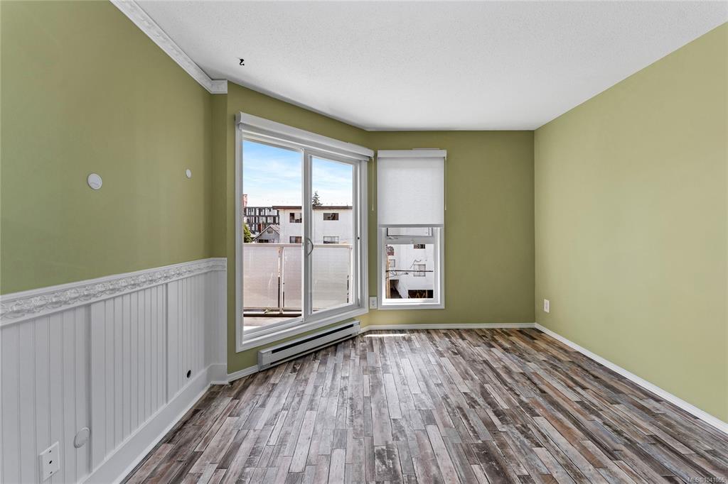 Fifth View of 2529 Wark St, Victoria, BC, V8T 5G6