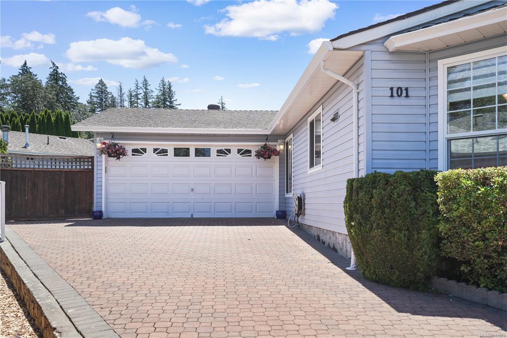 Third View of 101 Raven Crt, Songhees Retirement, View Royal, BC, V9A 7M2