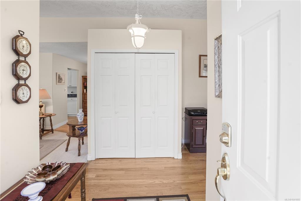 Fifth View of 101 Raven Crt, Songhees Retirement, View Royal, BC, V9A 7M2