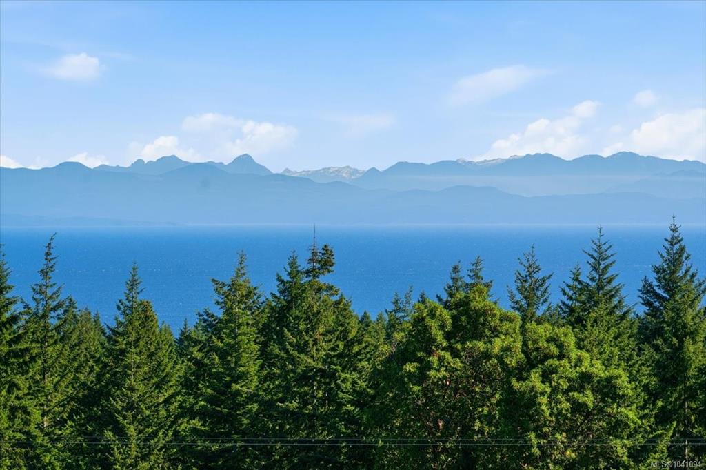 Fifth View of 4949 Dixon Lane, Lantzville, BC, V0R 2H0