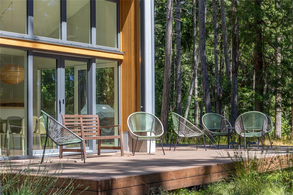 Fourth View of 3786 Privateers Rd, Pender Island, BC, V0N 2M0