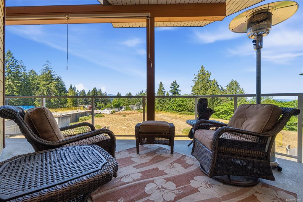 Fifth View of 439 College Rd, Cambridge Estates, Qualicum Beach, BC, V9K 0B2
