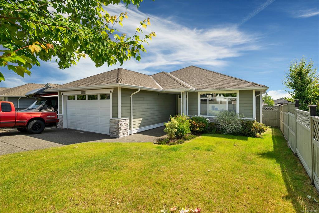 Third View of 3785 Valhalla Dr, Campbell River, BC, V9H 0C1