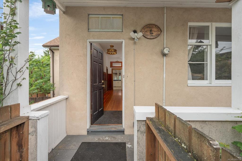 Fourth View of 55 Haliburton St, Nanaimo, BC, V9R 4V6