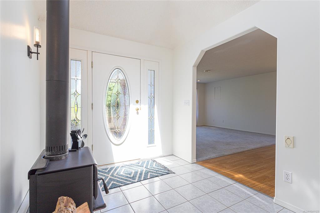 Fifth View of 813 Cameron Way, Ladysmith, BC, V9G 1N3
