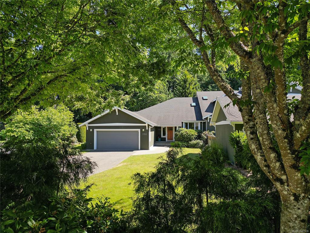 Second View of 770 Hill Rise Lane, Saanich, BC, V8Y 3K2