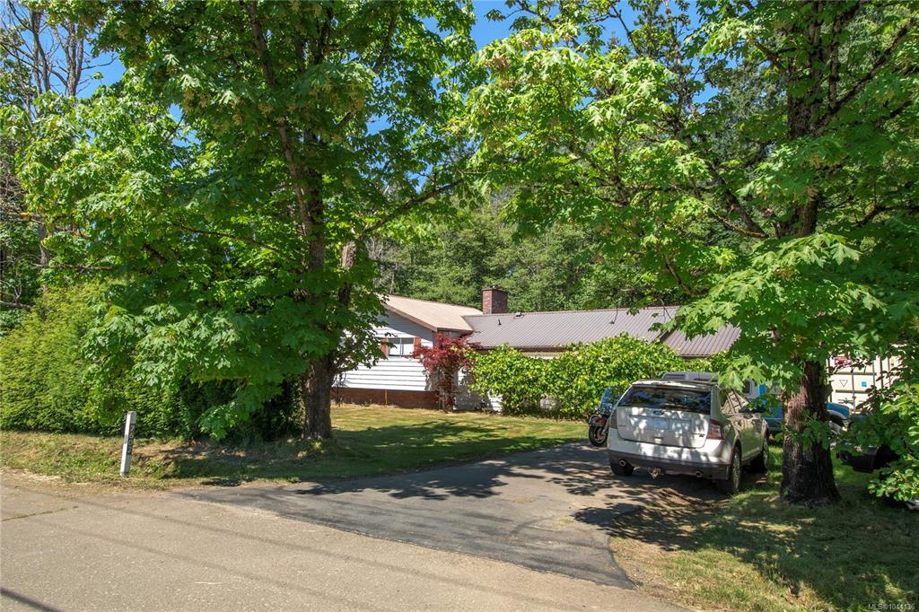 7602 Island Hwy N, 1041136, BC,