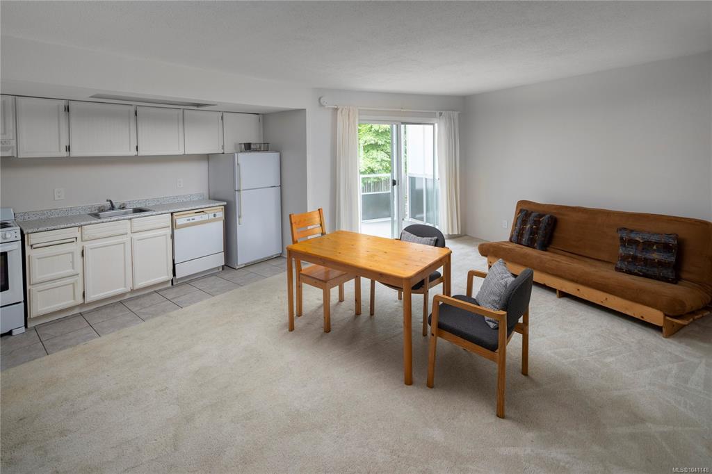 Fifth View of 2930 Washington Ave, Victoria, BC, V9A 1P5