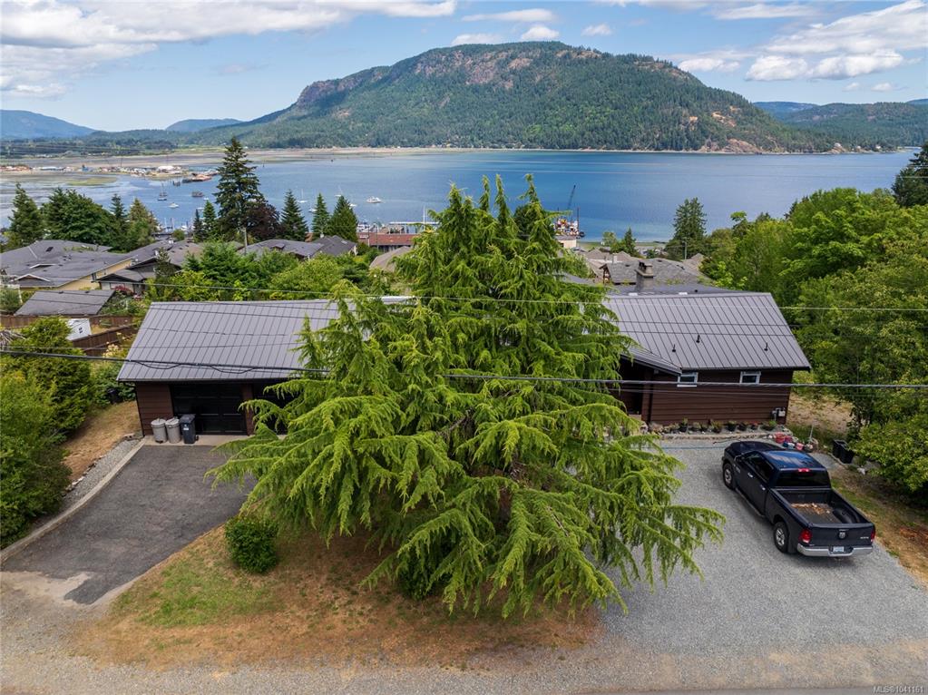 Third View of 1711 Pavenham Rd, Cowichan Bay, BC, V0R 1N1