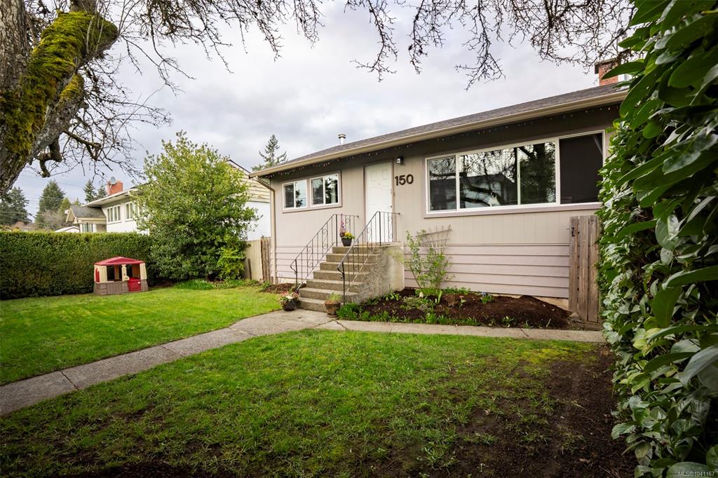 Second View of 150 Wakesiah Ave, Nanaimo, BC, V9R 3J9