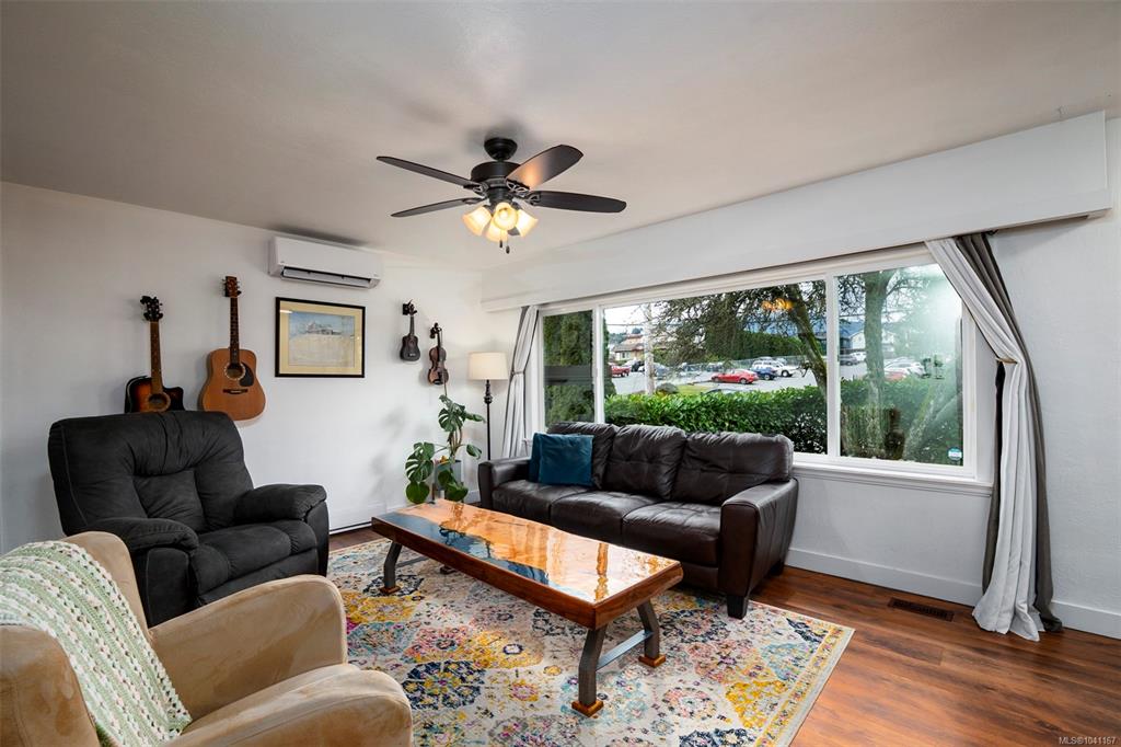 Third View of 150 Wakesiah Ave, Nanaimo, BC, V9R 3J9