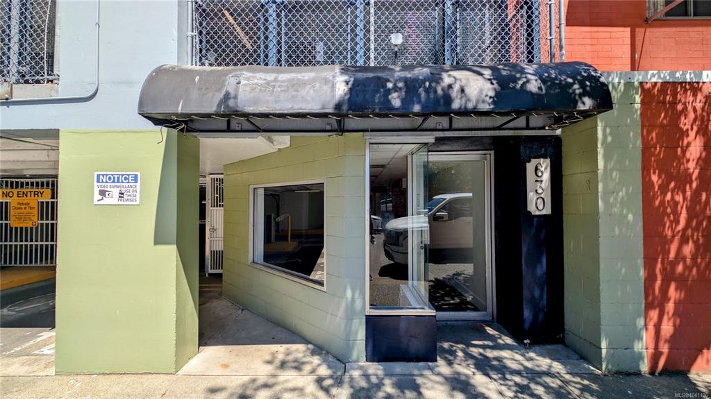 Third View of 630 Courtney St, Victoria, BC, V8W 3J2