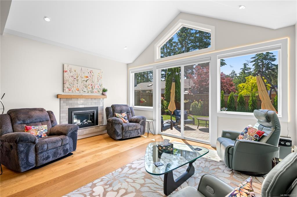 Fifth View of 1183 Marchant Rd, Central Saanich, BC, V8M 1G7