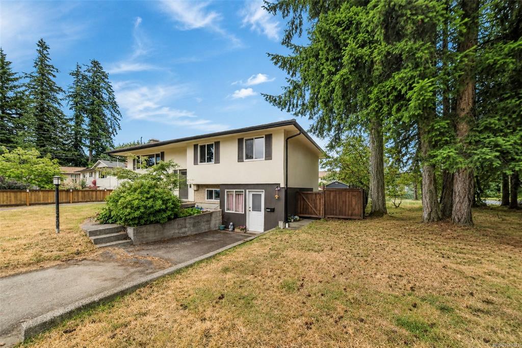 Third View of 3023 Freethy Pl, Colwood, BC, V9B 2H3