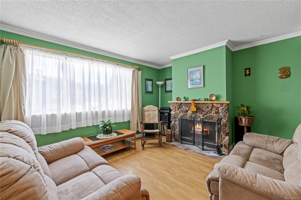 Fourth View of 1624 Fuller St, Millstream Court, Nanaimo, BC, V9L 5R4