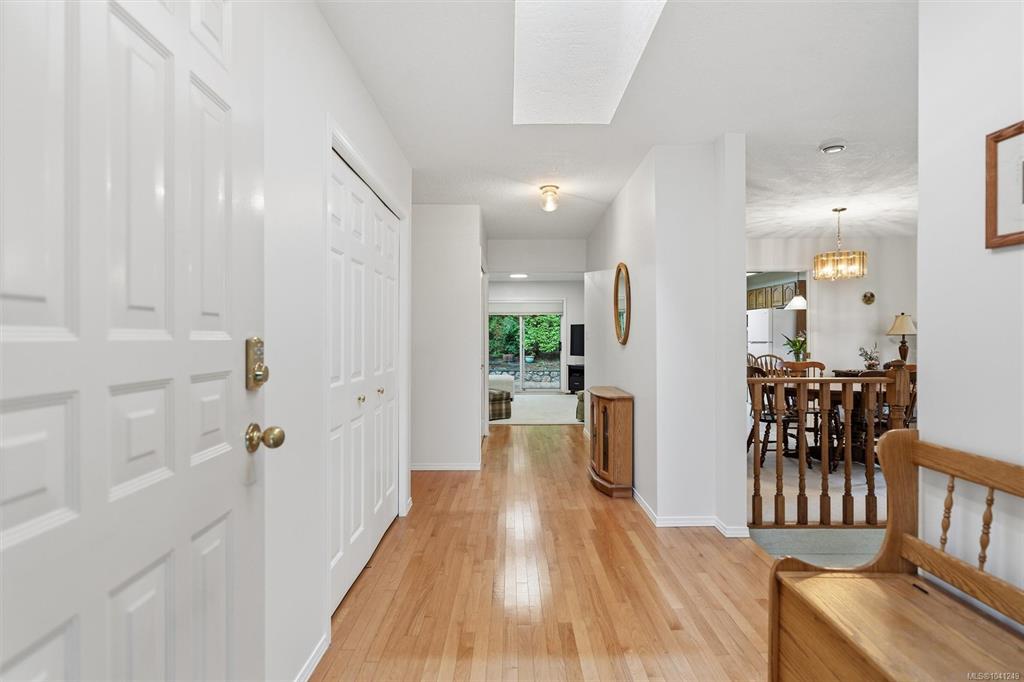 Fifth View of 1636 Barrett Dr, North Saanich, BC, V8L 5A6
