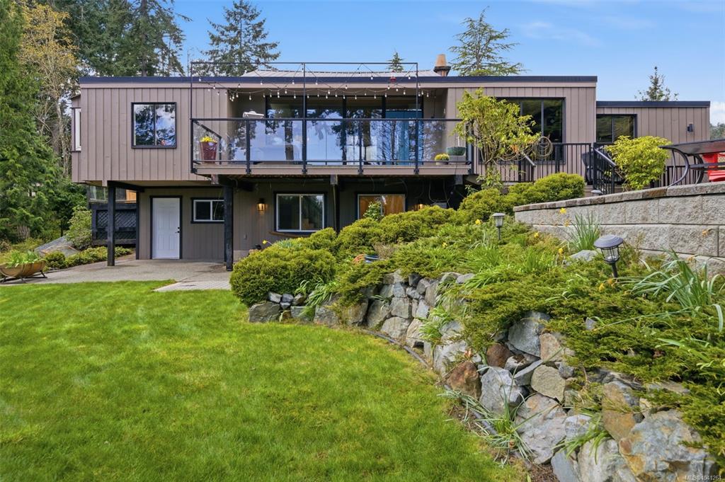 Fourth View of 107 Parsons Rd, View Royal, BC, V9B 3J8