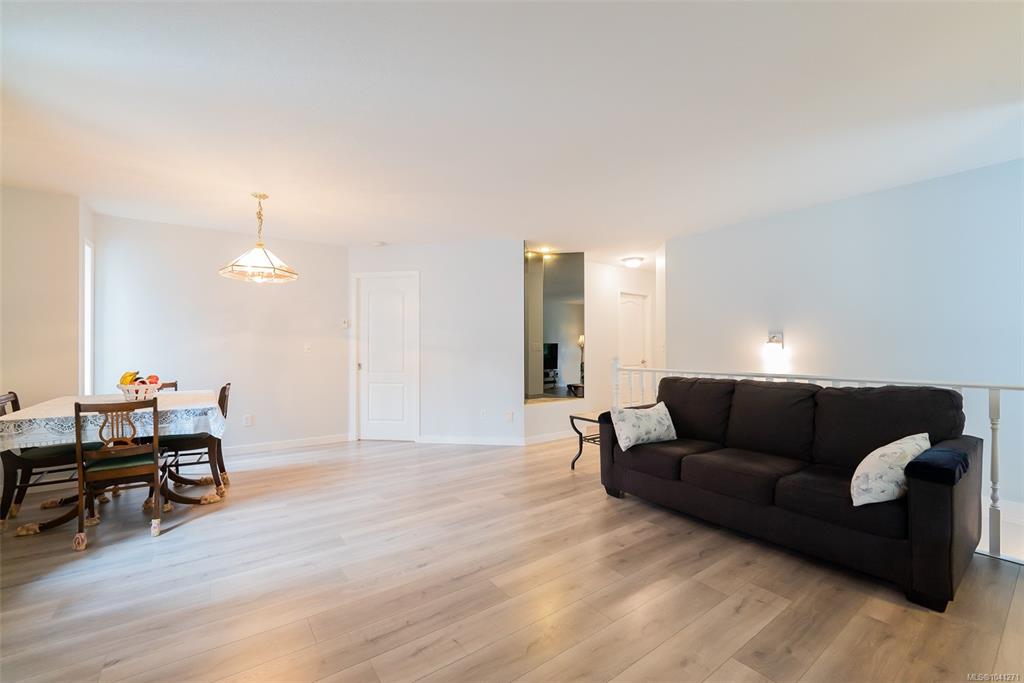 Fourth View of 875 Brookfield Dr, Nanaimo, BC, V9R 6P1