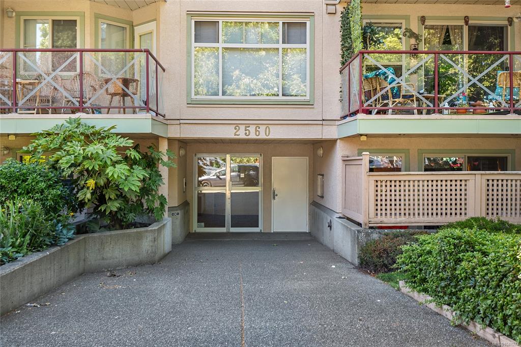 Fourth View of 2560 Wark St, St. James place, Victoria, BC, V8T 4G8