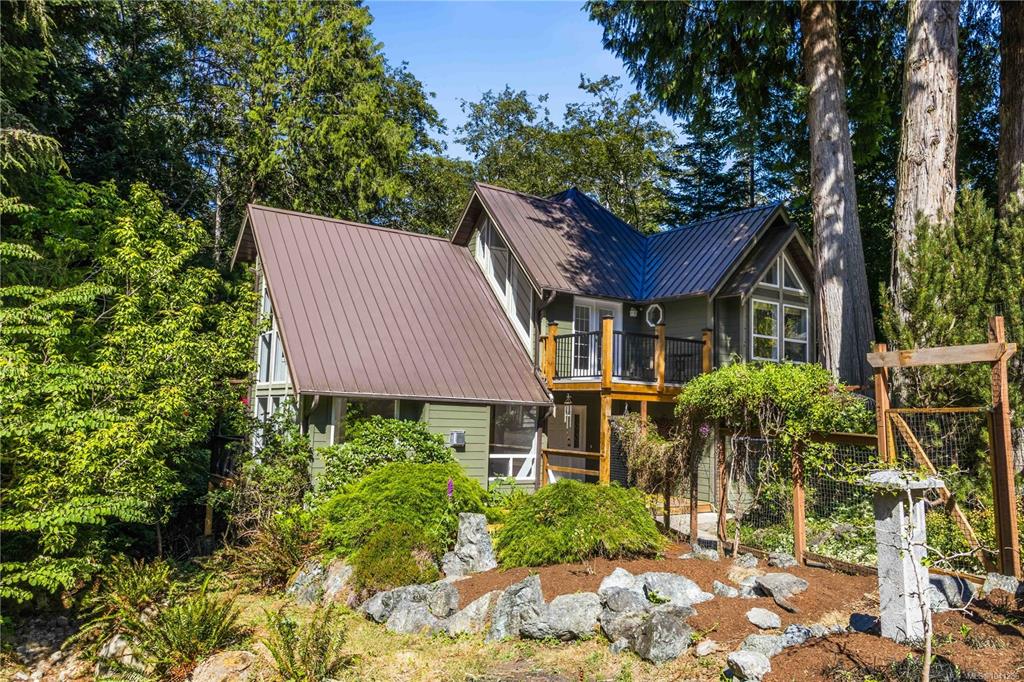 1349 Martock Rd, 1041286, BC,