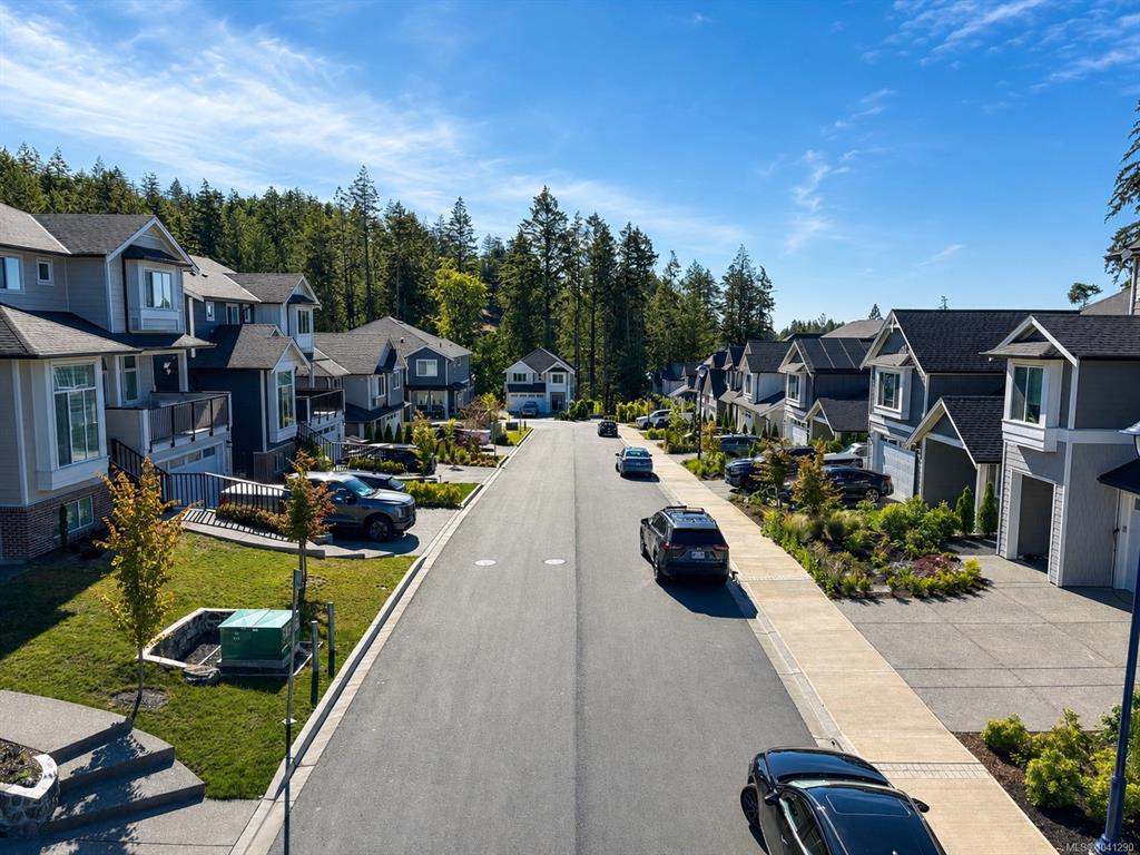 Fifth View of 2180 Bellflower Dr, Langford, BC, V9C 0S6
