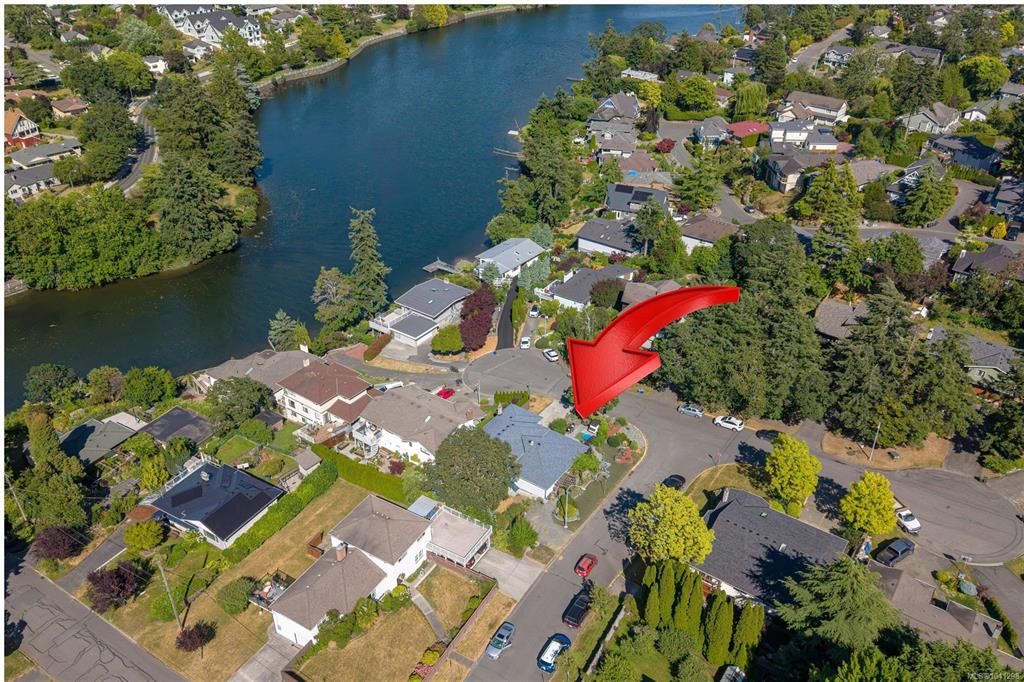928 Mesher Pl, 1041298, BC,