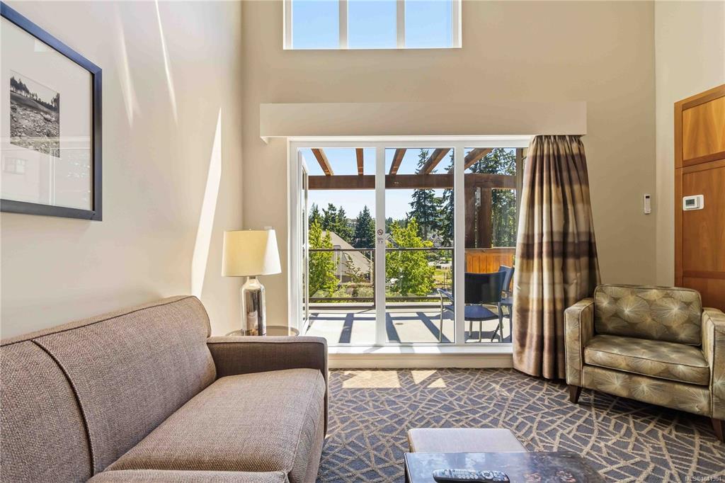 Fourth View of 1376 Lynburne Pl, Fairways Hotel, Langford, BC, V9B 6S1