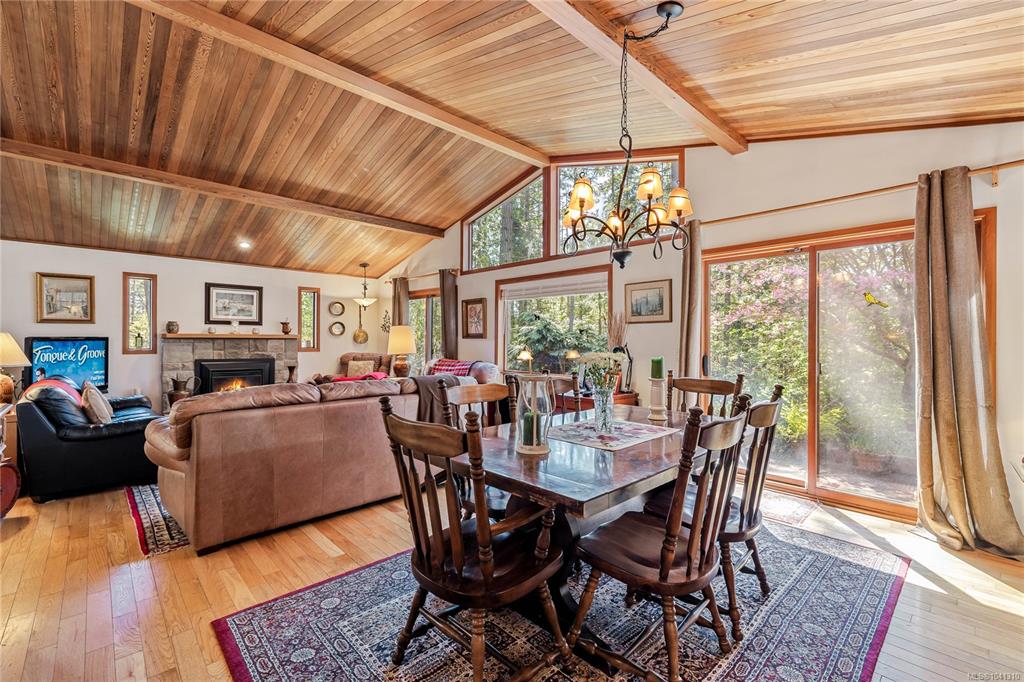 Fourth View of 112 Cairns Pl, Salt Spring, BC, V8K 2K9
