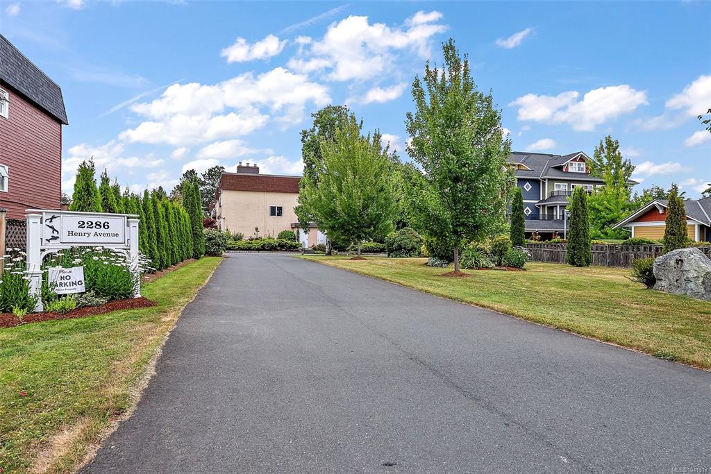 2286 Henry Ave, 1041317, BC,