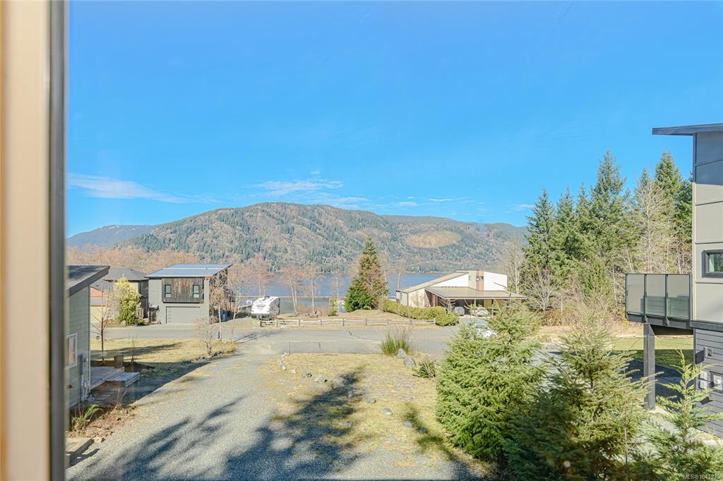 Fourth View of 9854 Stin Qua Rd, Stin-Qua, Honeymoon Bay, BC, V0R 1Y0