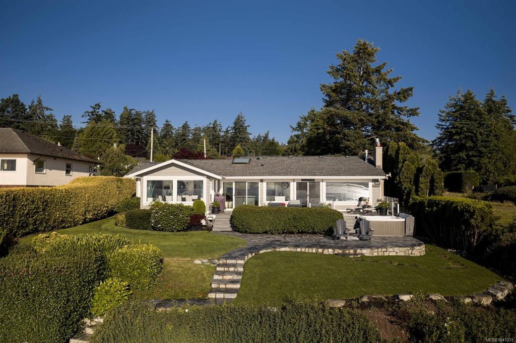 8585 Lochside Dr, 1041331, BC,