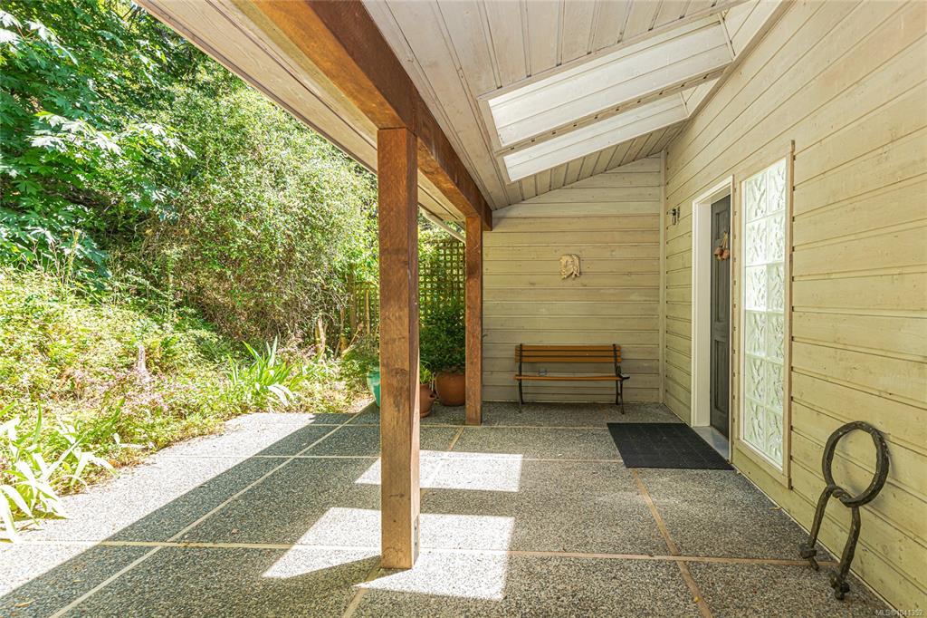 Fifth View of 351 Elizabeth Dr, Salt Spring, BC, V8K 1J5