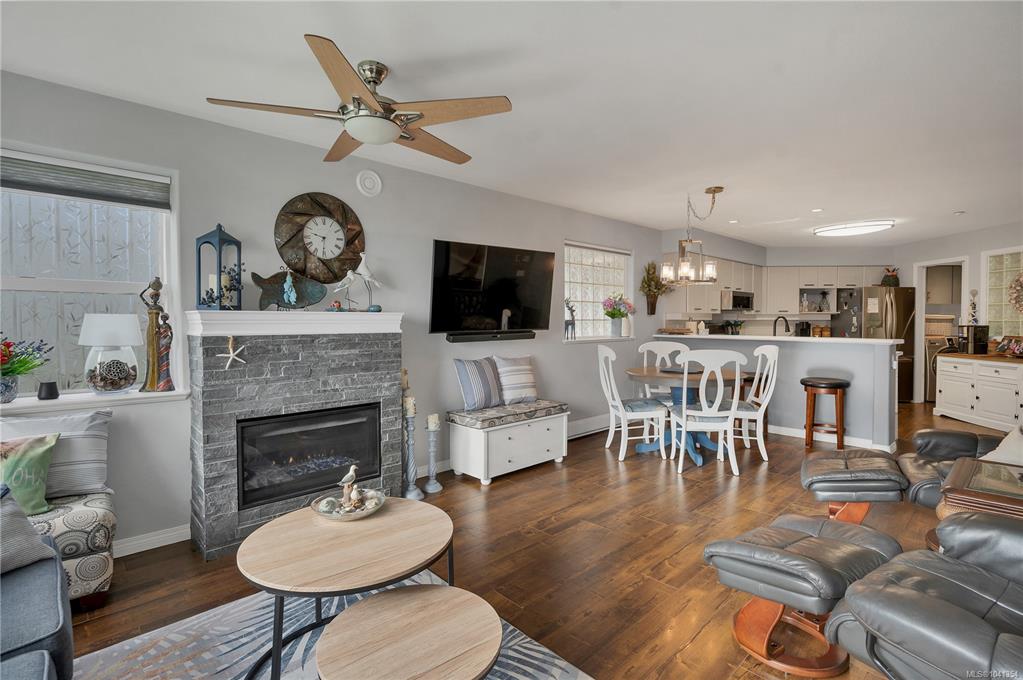 Fourth View of 350 Island Hwy S, Silver Sea, Campbell River, BC, V9W 1A5