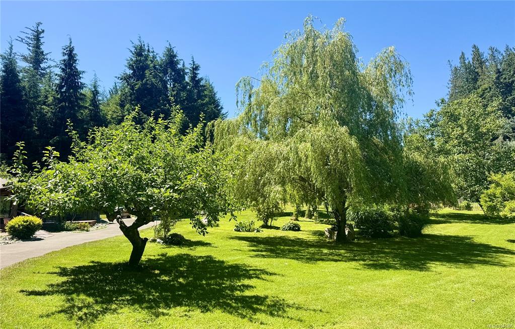 Fifth View of 1107 Kwas Bay Rd, Cortes Island, BC, V0P 1K0