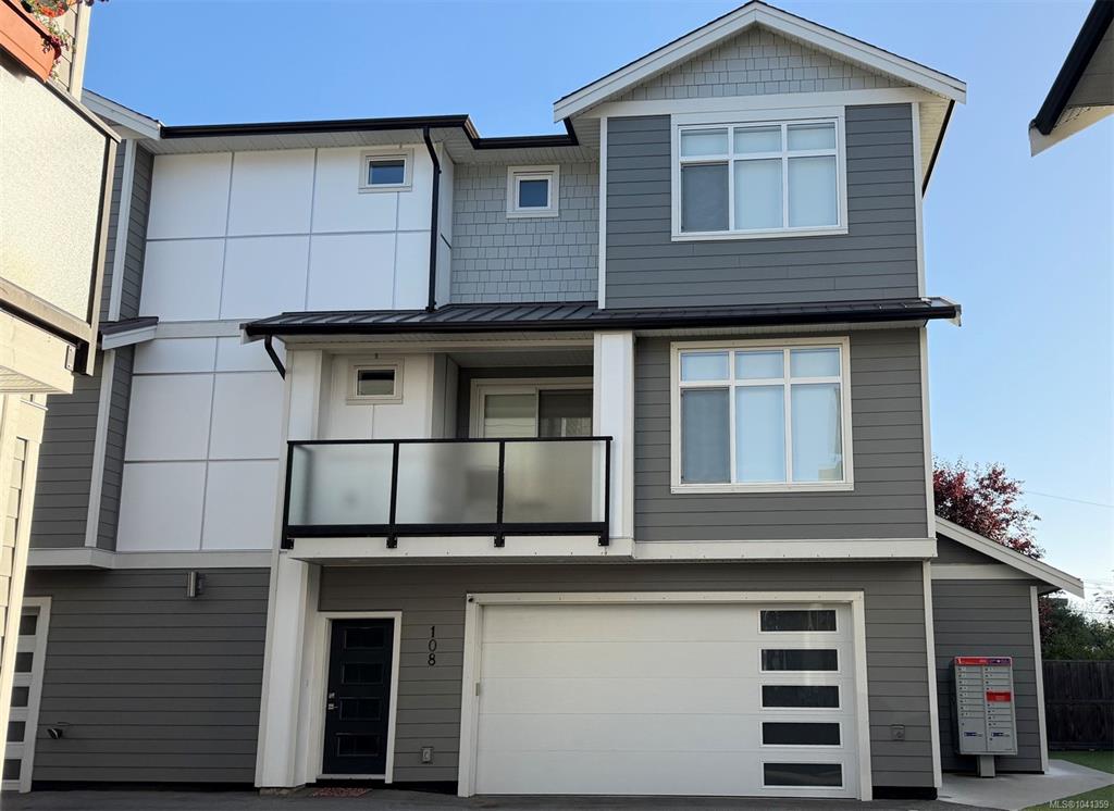 Second View of 946 Jenkins Ave, Langford, BC, V9B 2N7
