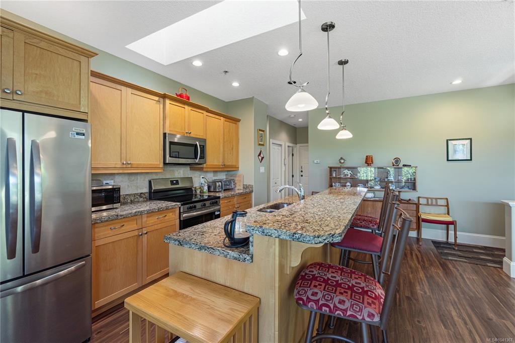 Third View of 447 Pym St N, WEMBLEY LANE, Parksville, BC, V9P 2H9